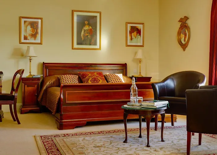 Hotel Castlewood House